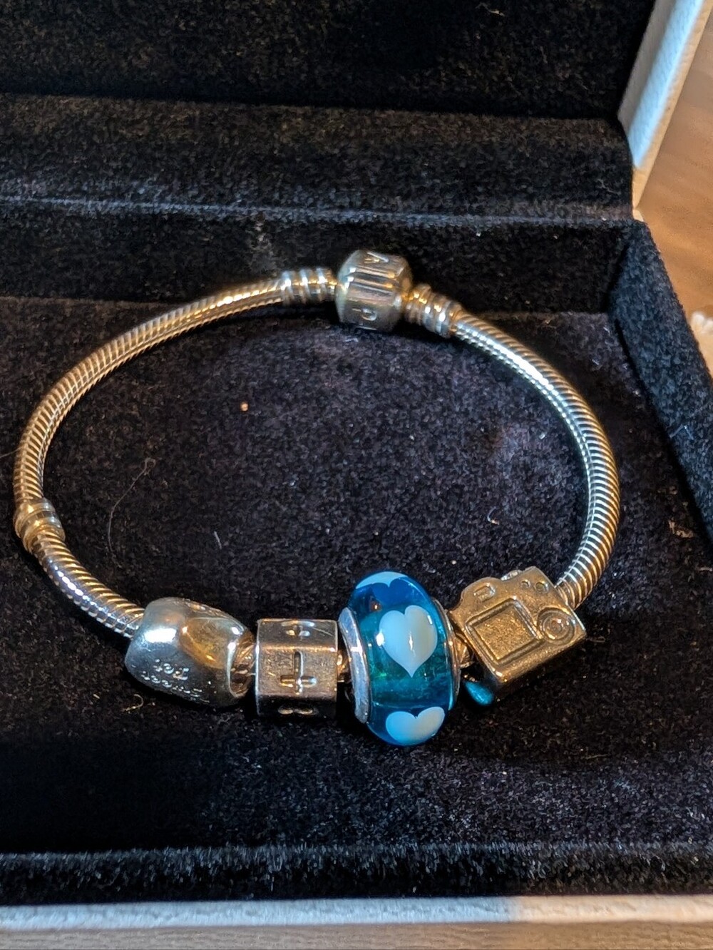 New Pandora Charm Bracelet - Picture 2 of 3